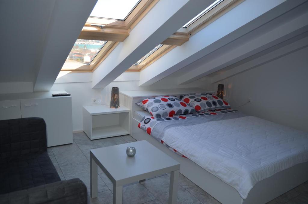Studio br. 7 – Apartments Mare Baška