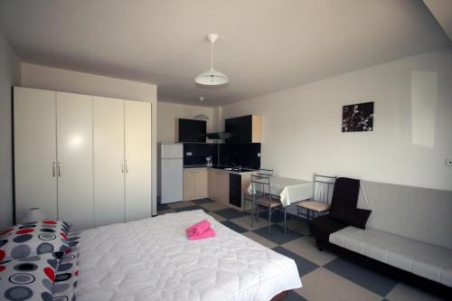 Studio No. 2 – Apartments Mare Baška